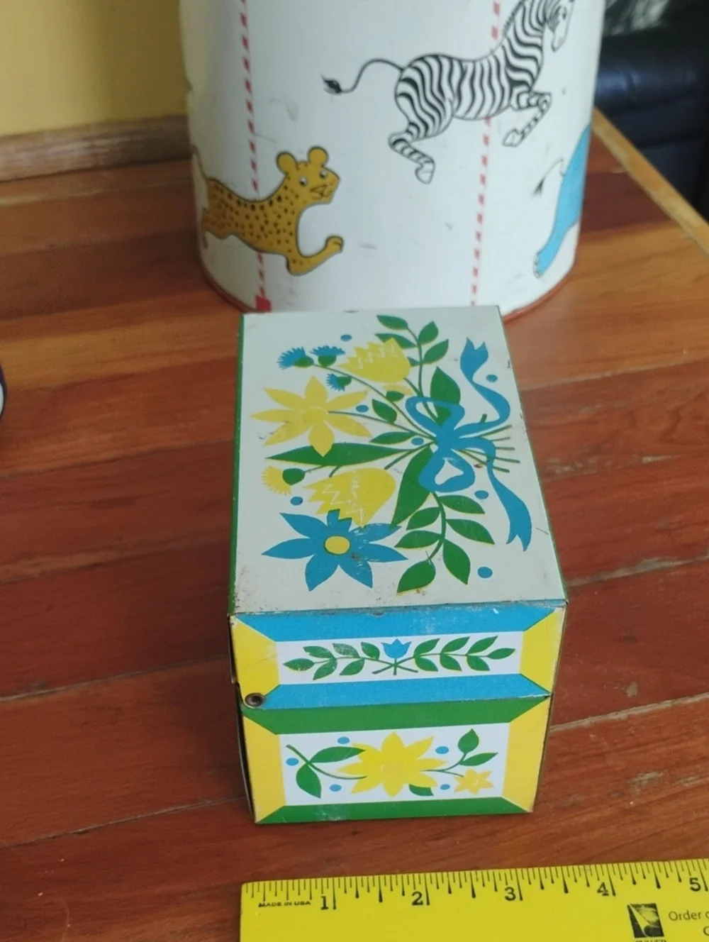 🎁  Metal Recipe Box FLORAL MCM